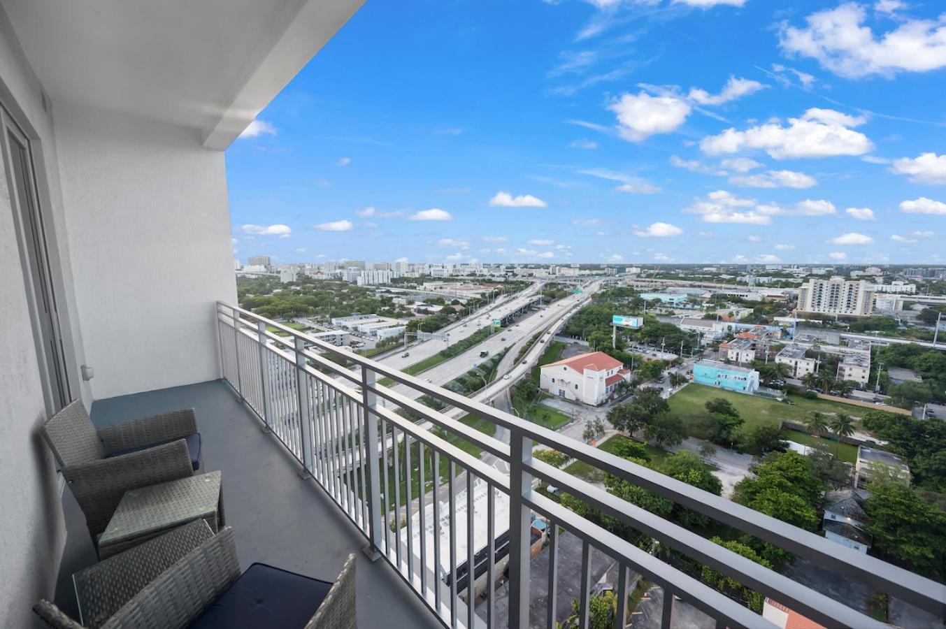 Beautiful Unit In Downtown Miami With Free Parking Apartment Exterior foto
